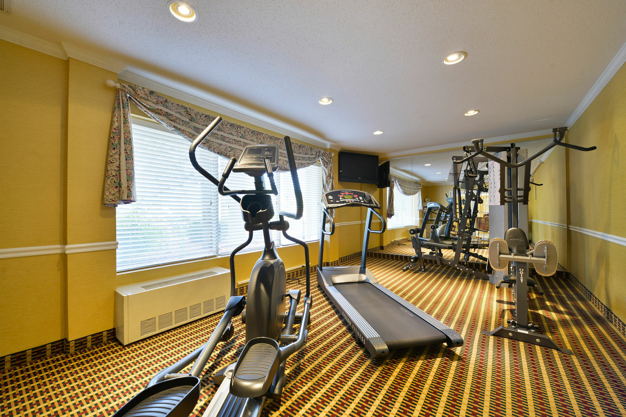 Quality Inn Colchester - Burlington Buitenkant foto